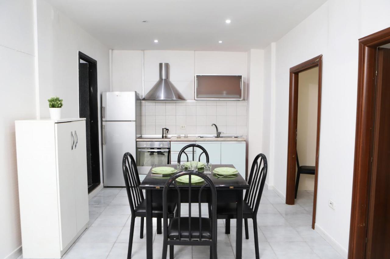 Napoli Centrale Budget Apartment Extérieur photo